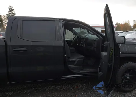 2020 GMC Sierra 1500 4Wd Short Box/4Wd Standard Box from USA, damaged, VIN 1GTU9AEF0LZ311048